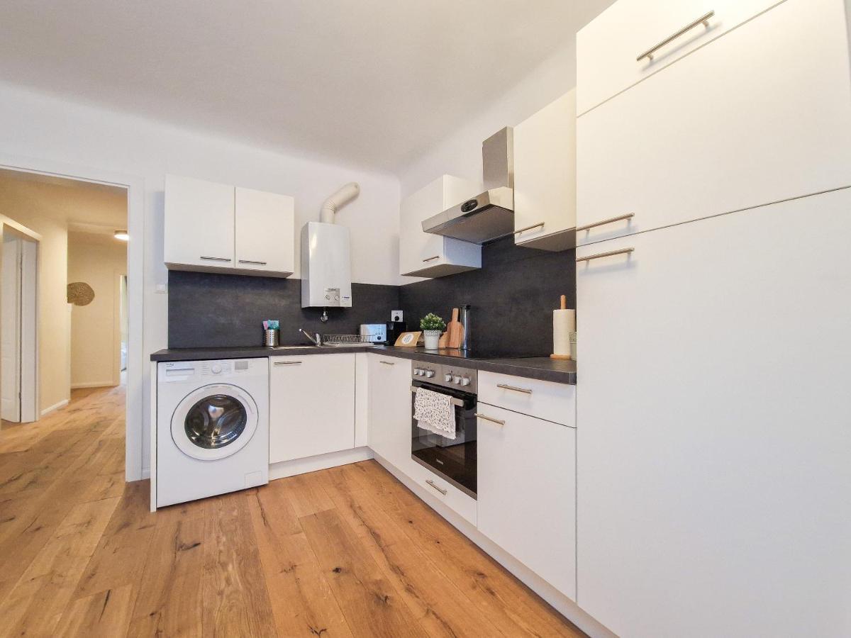 Feelhome - Design - Kitchen - Kingbed - Smart Tv Apartment Wien